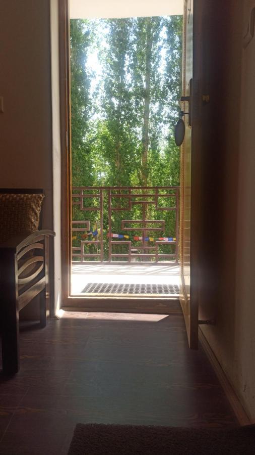 Mentokling Guest House And Garden Restaurant Лех Экстерьер фото