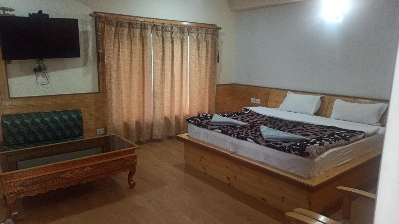 Mentokling Guest House And Garden Restaurant Лех Экстерьер фото