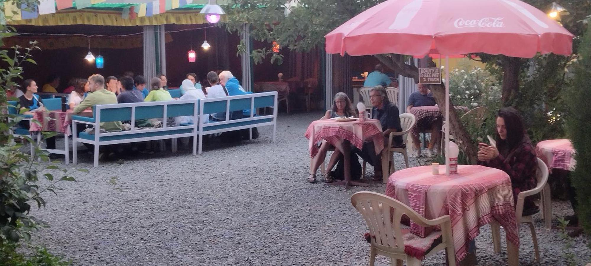 Mentokling Guest House And Garden Restaurant Лех Экстерьер фото